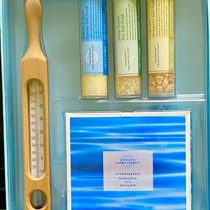 Bath & Body Works Aromatherapy Bath Set - Blue, Green, Yellow